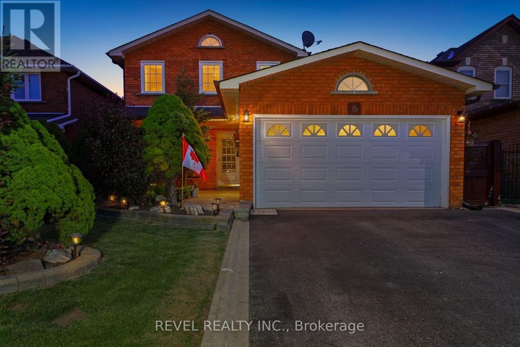 8 Cochrane Avenue, Brampton (heart Lake East)