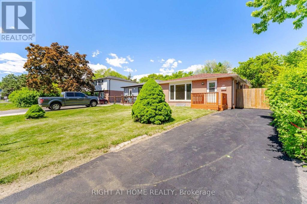 59 Edenborough Drive, Brampton (southgate)