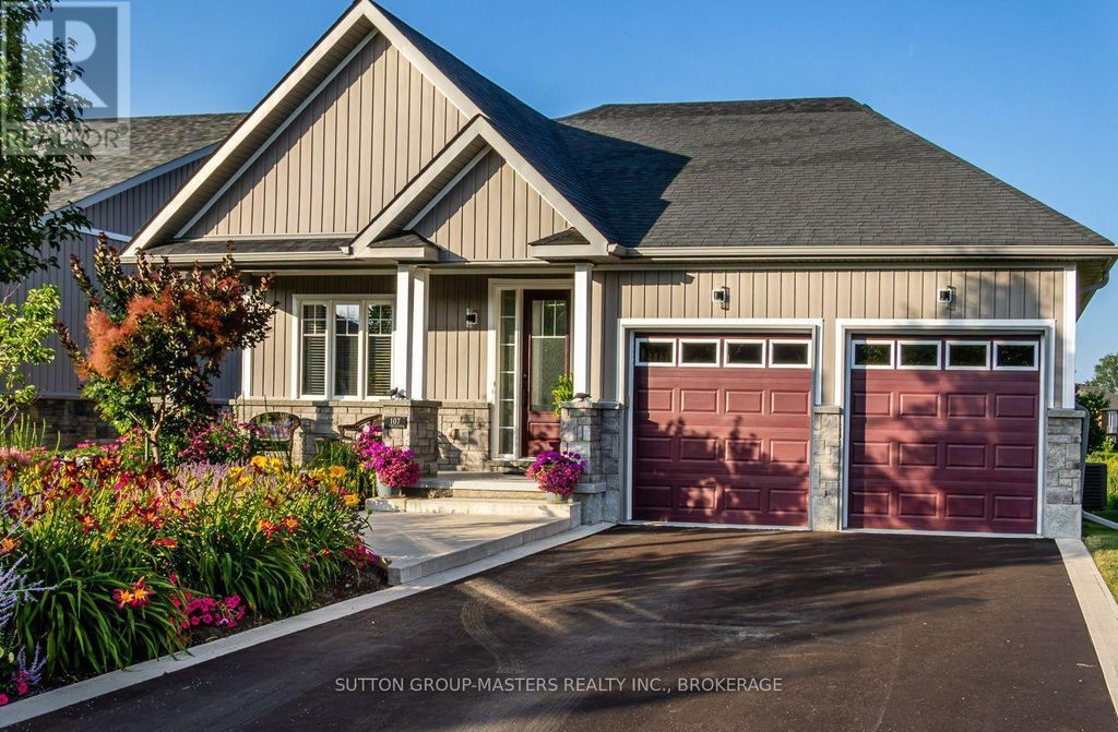 107 Country Club Drive, Loyalist (bath)