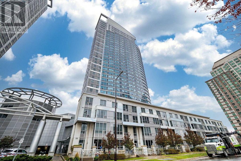 2605 - 38 Lee Centre Drive, Toronto (woburn)