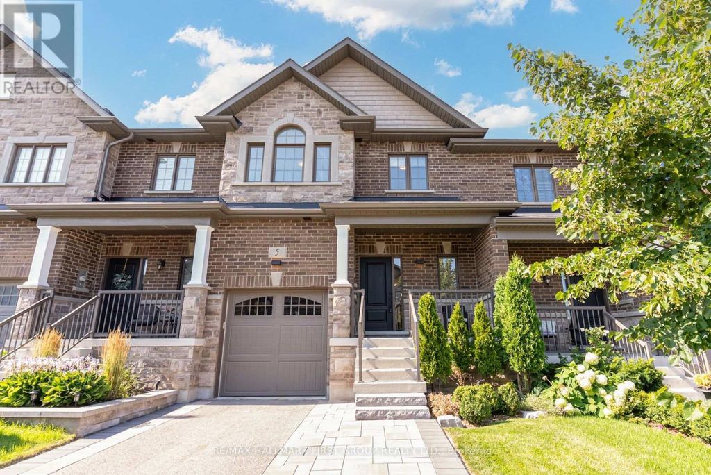 5 Harry Thornton Lane, Uxbridge