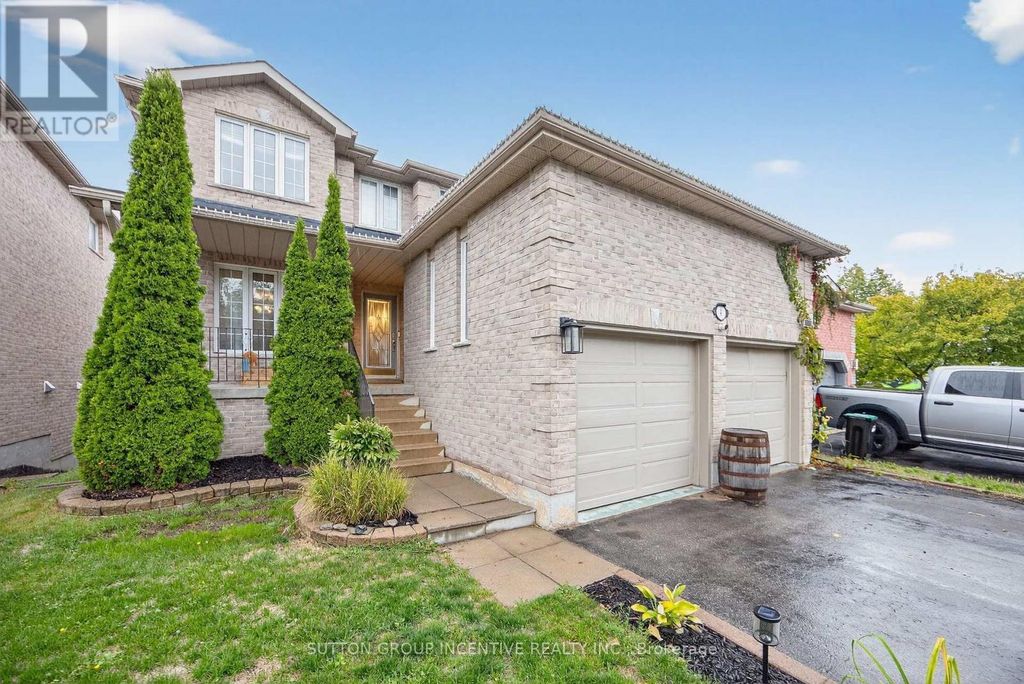 4 Dunnett Drive, Barrie (ardagh)
