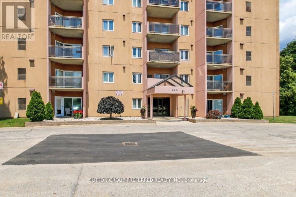 202 - 860 Commissioners Road E, London South (south H)