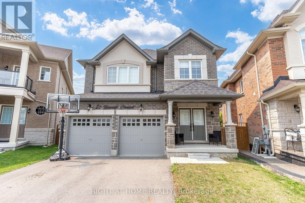 51 Rosewell Crescent, Halton Hills (georgetown)