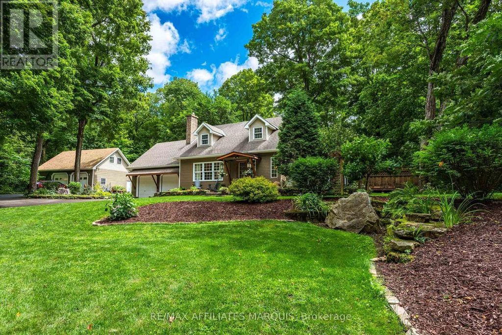 99 Old Kingston Road, Rideau Lakes
