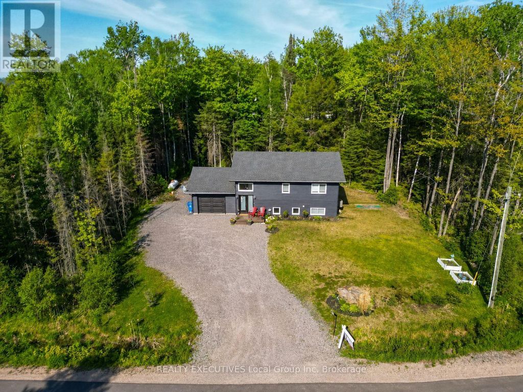 61 Astor Street S, East Ferris (astorville)