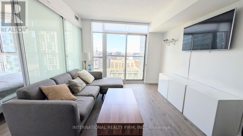 2110 - 85 Queens Wharf Road, Toronto (waterfront Communities)