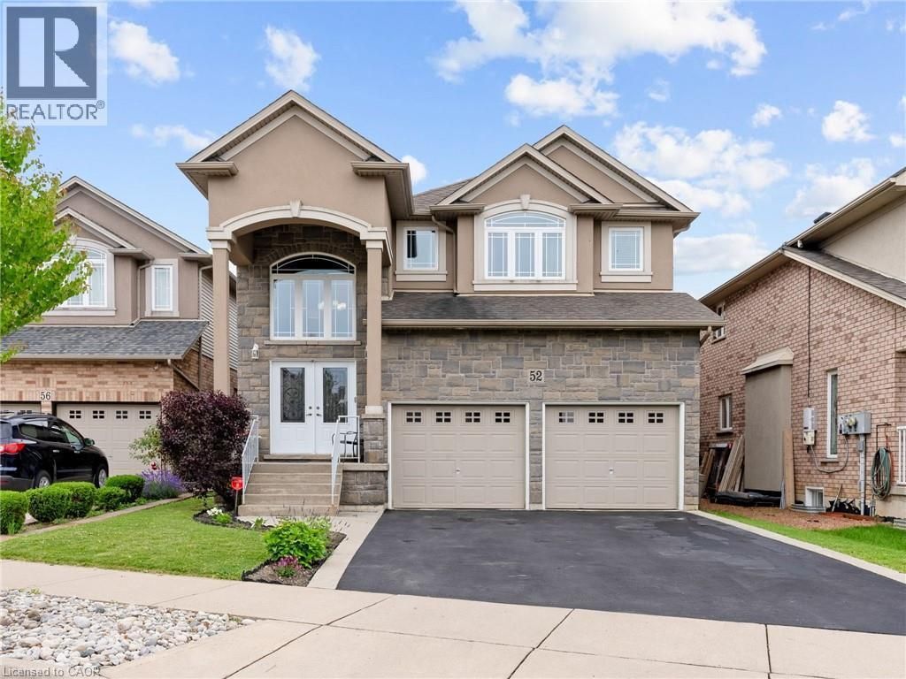 52 Arrowhead Drive, Hamilton