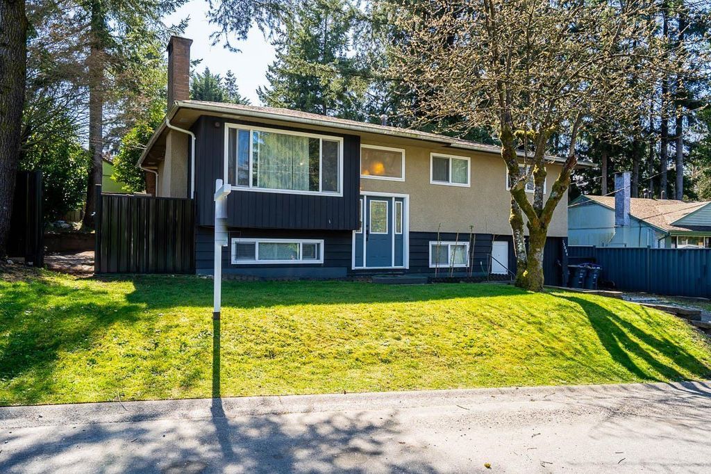 15084 Raven Place, Surrey