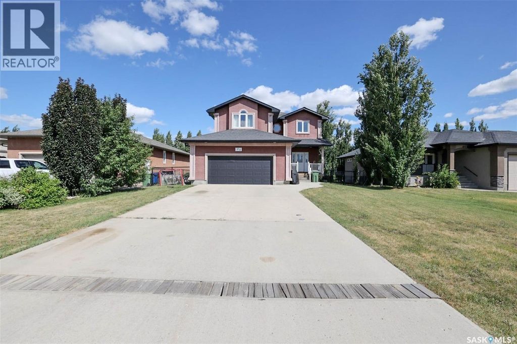 71 Fairway Crescent, White City