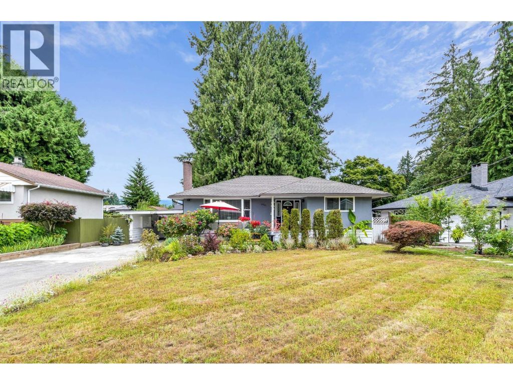 21727 Ridgeway Crescent, Maple Ridge