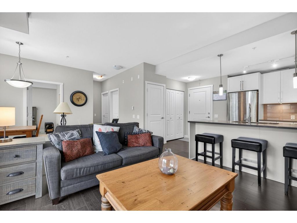 312 14358 60 Avenue, Surrey