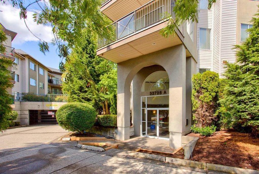 104 32725 George Ferguson Way, Abbotsford