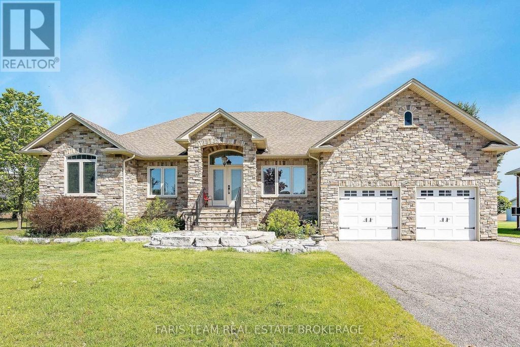 30 Fisher Drive, Adjala-Tosorontio (everett)