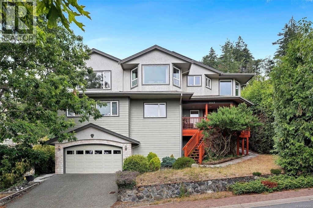 3549 Sun Estate, Langford