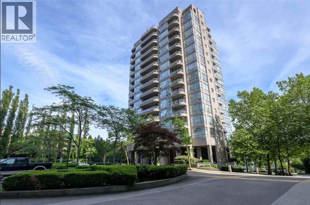 906 9623 Manchester Drive, Burnaby