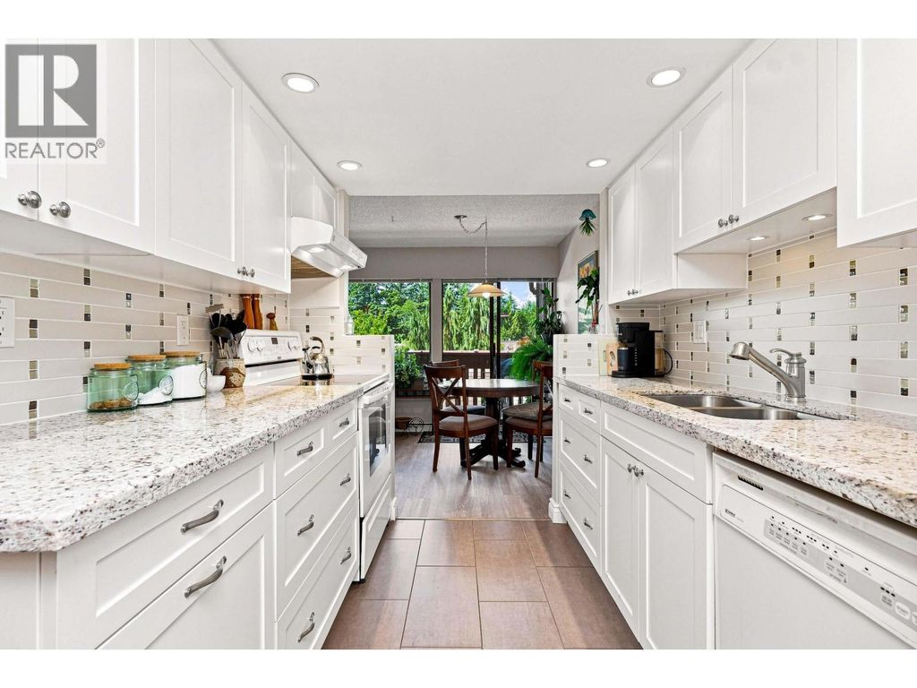 1059 Old Lillooet Road, North Vancouver