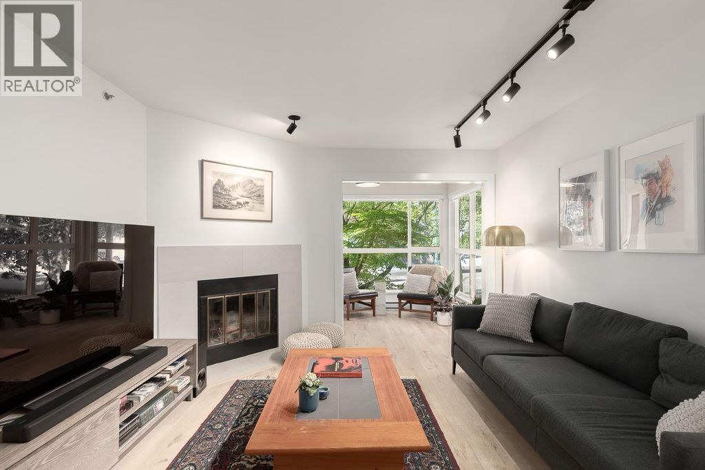 203 2272 Dundas Street, Vancouver