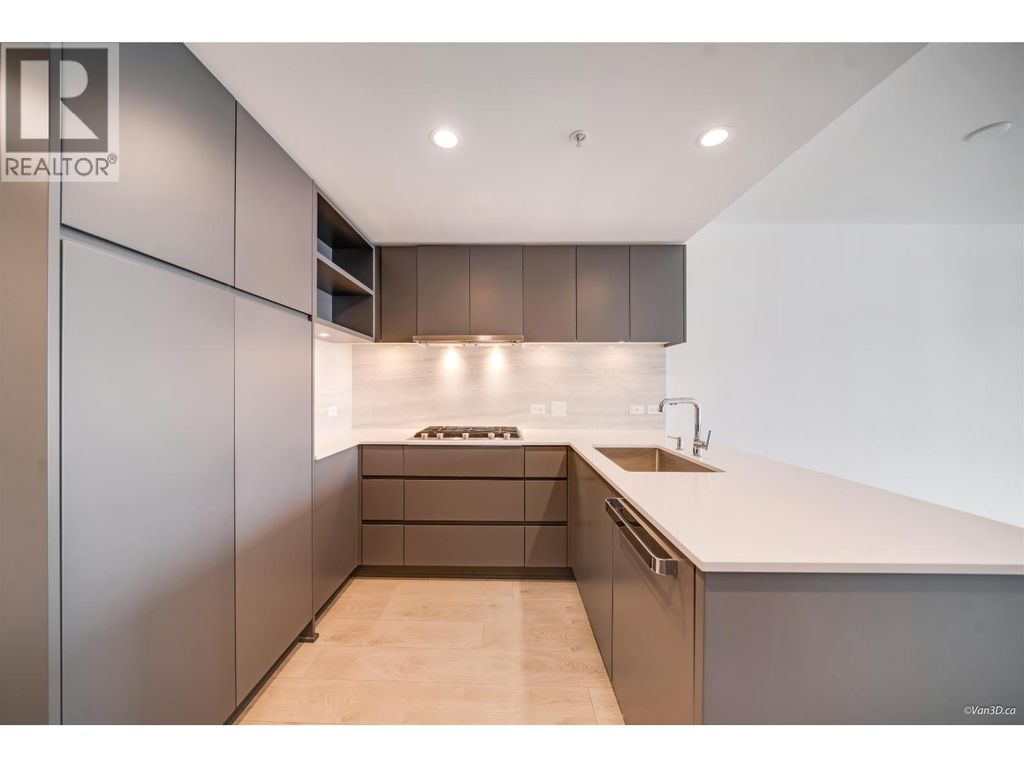 1801 450 Westview Street, Coquitlam