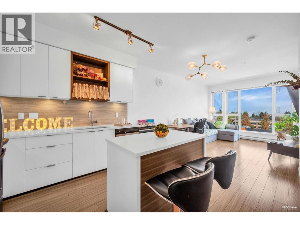 Ph13 5355 Lane Street, Burnaby