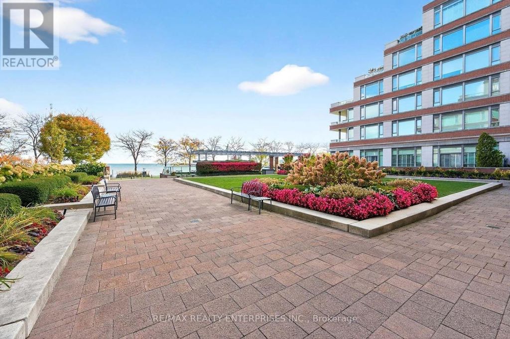 503 - 65 Port Street E, Mississauga (port Credit)