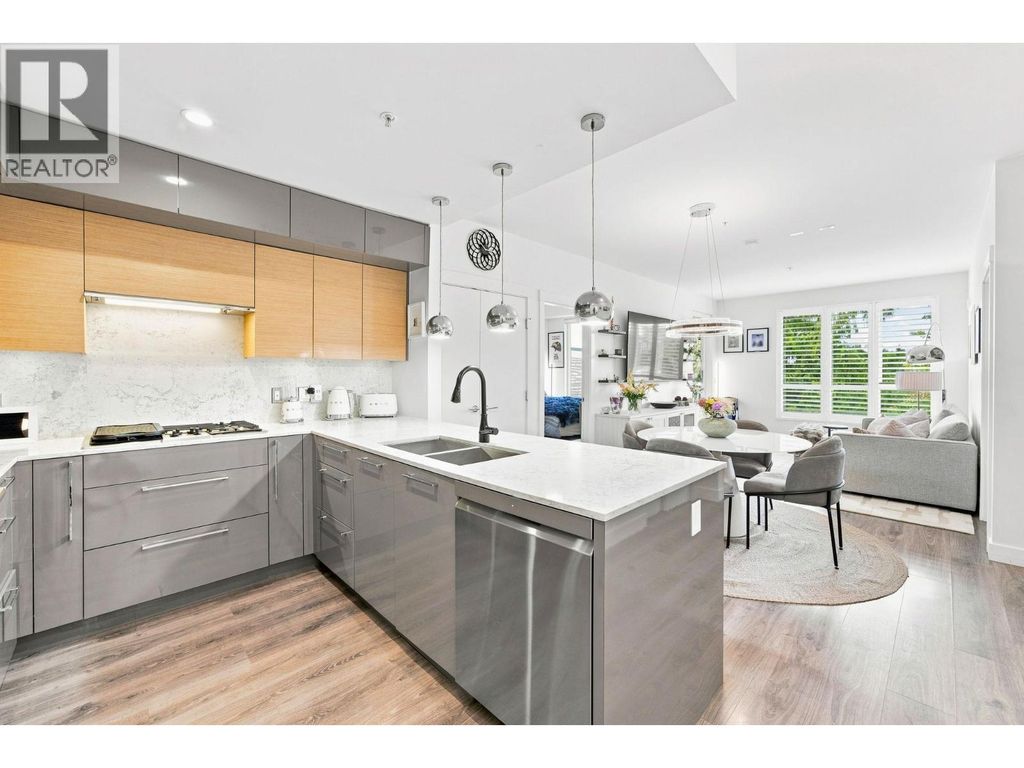 401 1327 Draycott Road, North Vancouver