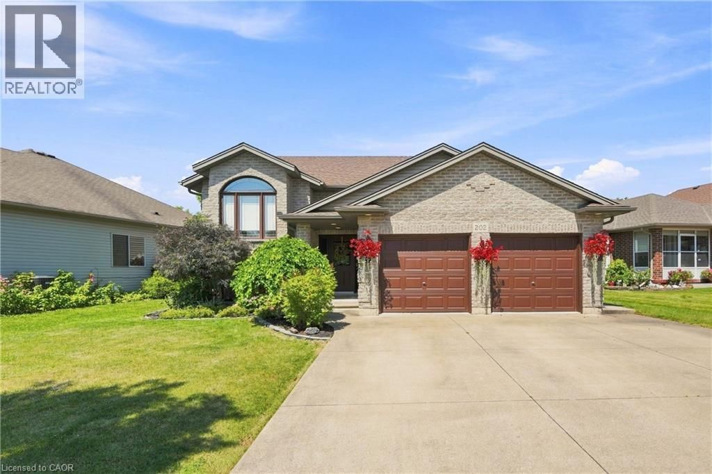 202 Wellbrook Boulevard, Welland