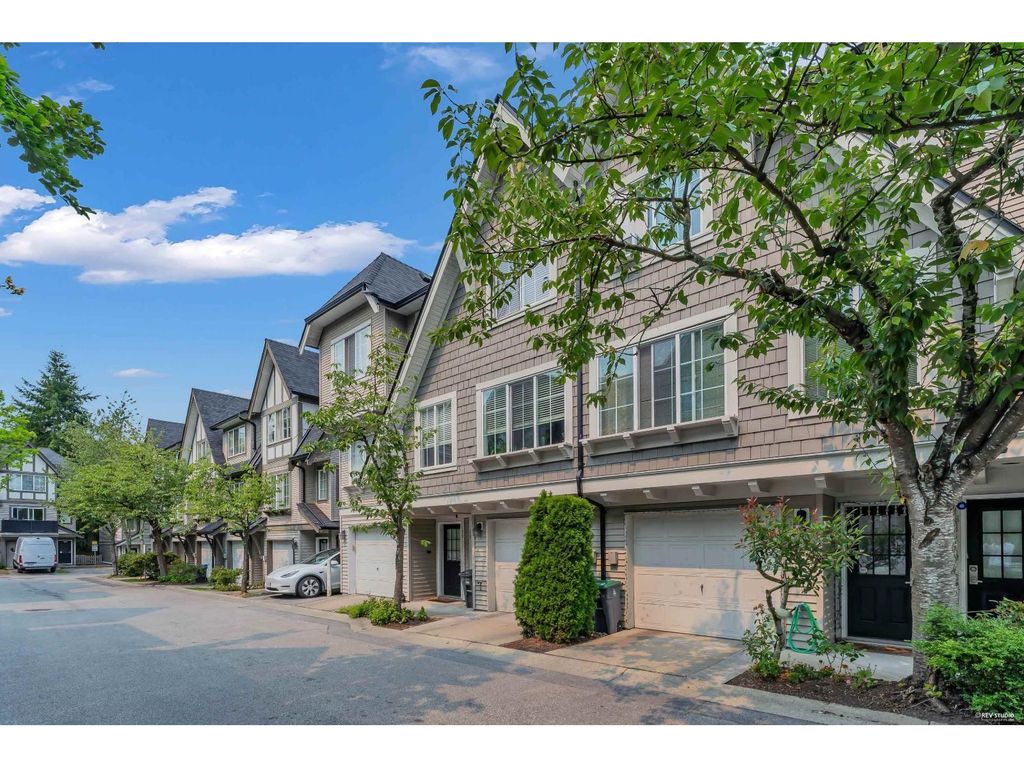 30 12778 66 Avenue, Surrey