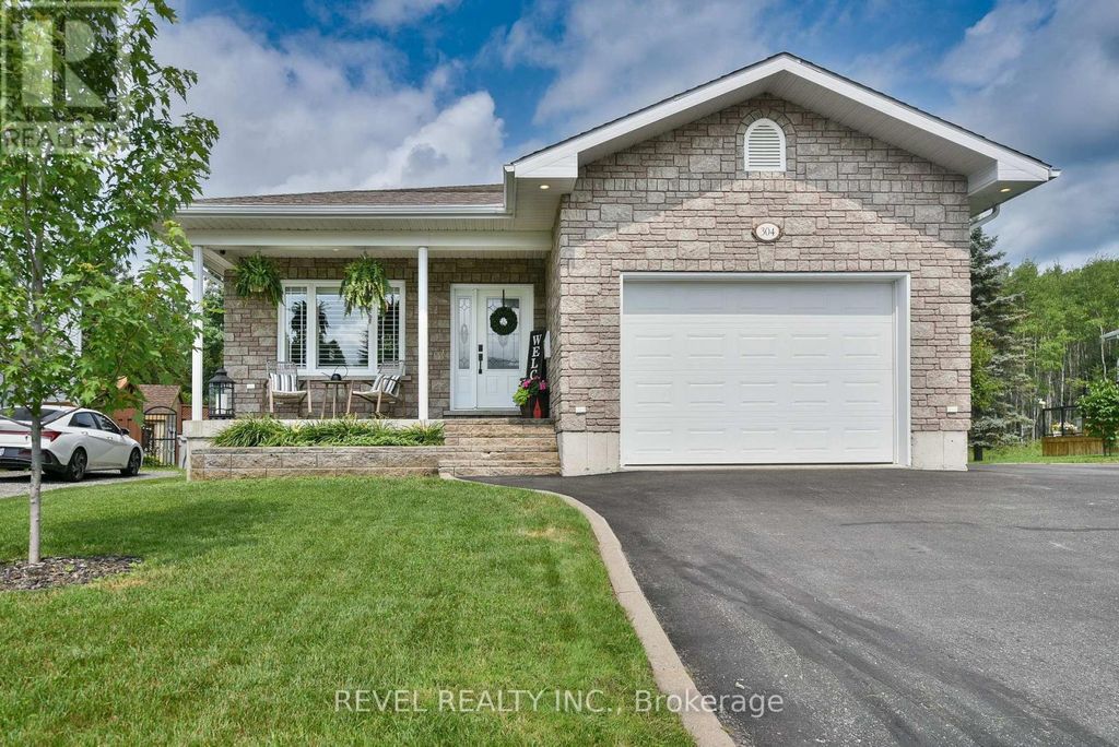 304 Jv Bonhomme Boulevard, Timmins (tnw - Vic Heights)