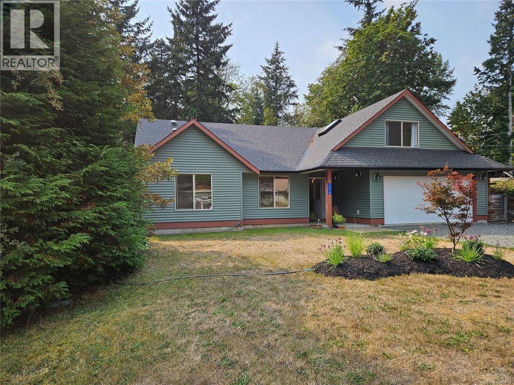 7478 Yake Rd, Fanny Bay