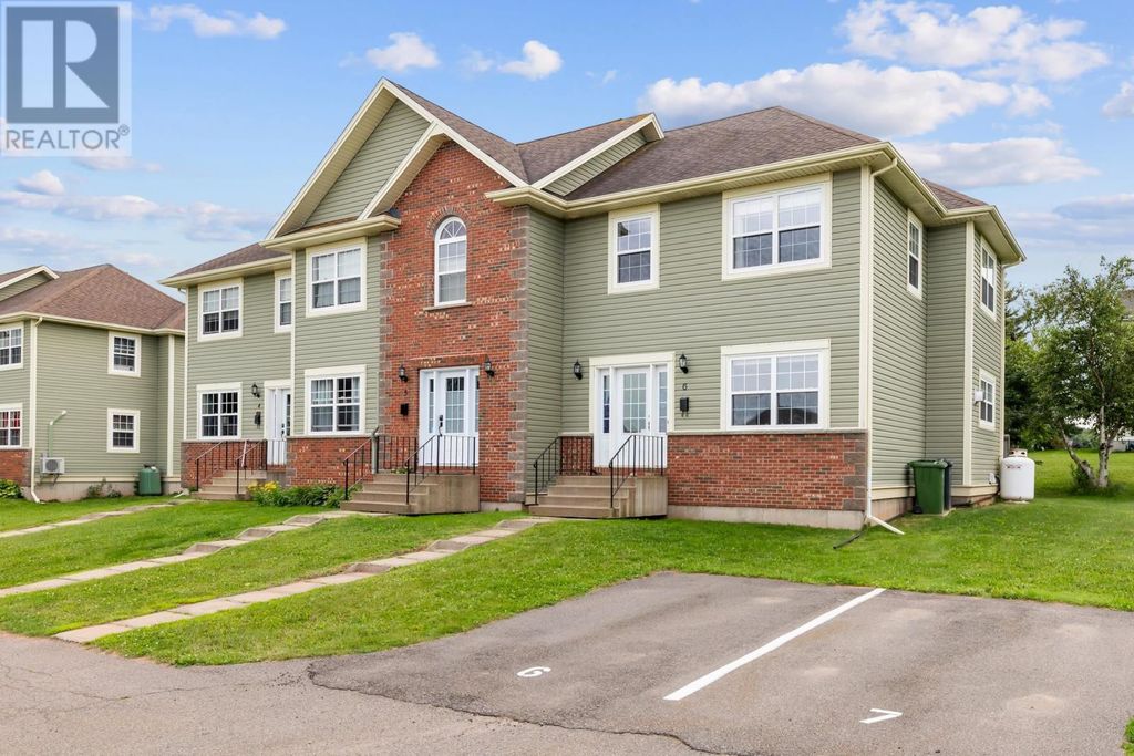 6 Edgeview Court, Stratford