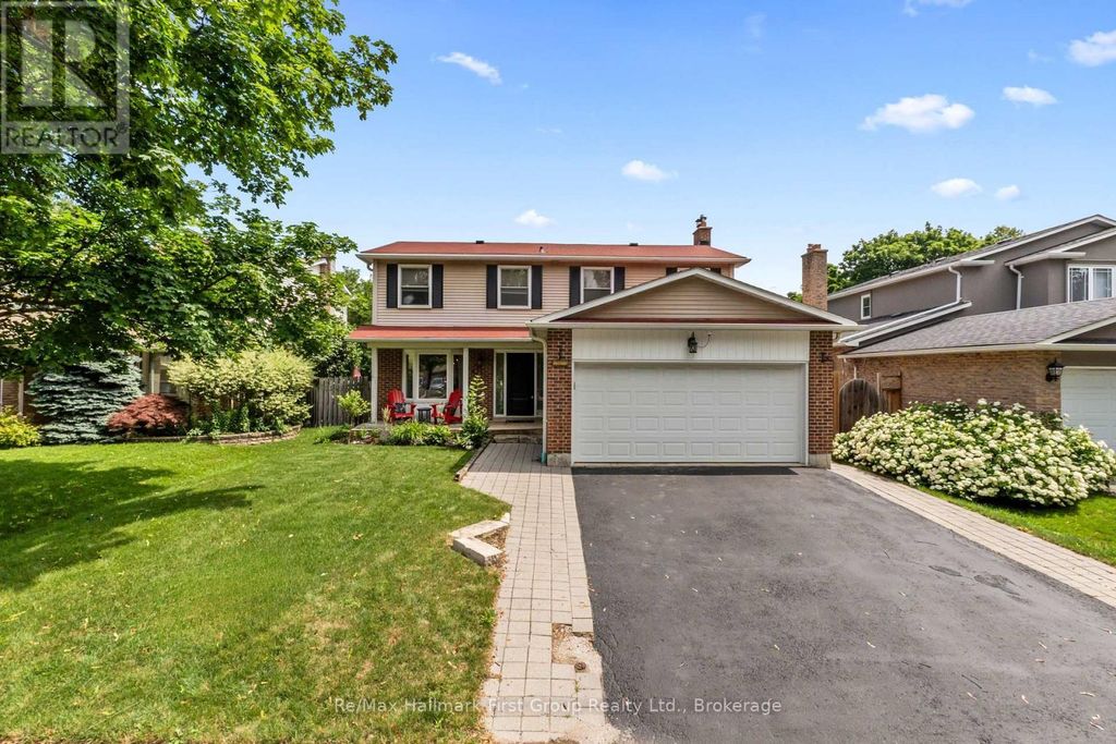 523 Reynolds Street, Whitby (downtown Whitby)