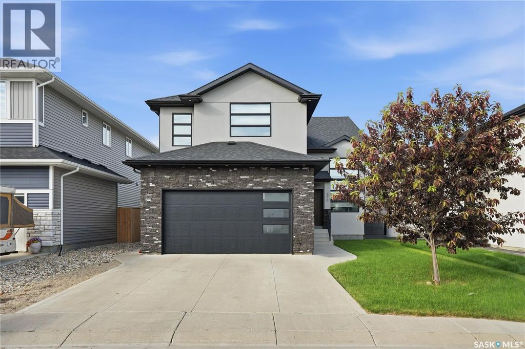 670 Fast Crescent, Saskatoon