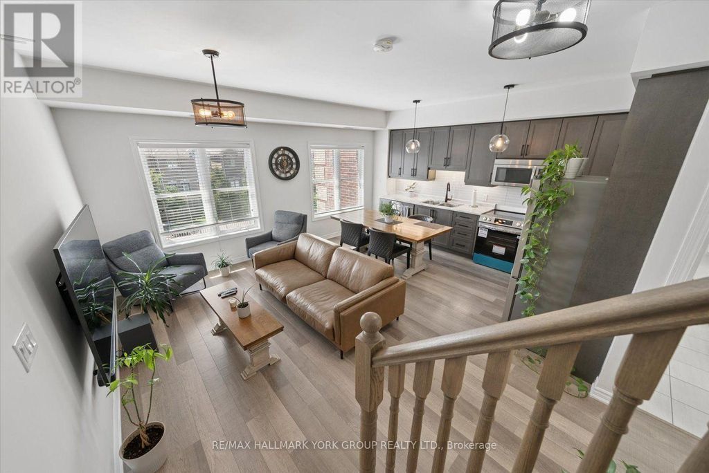 203 - 3905 Major Mackenzie Drive, Vaughan (vellore Village)