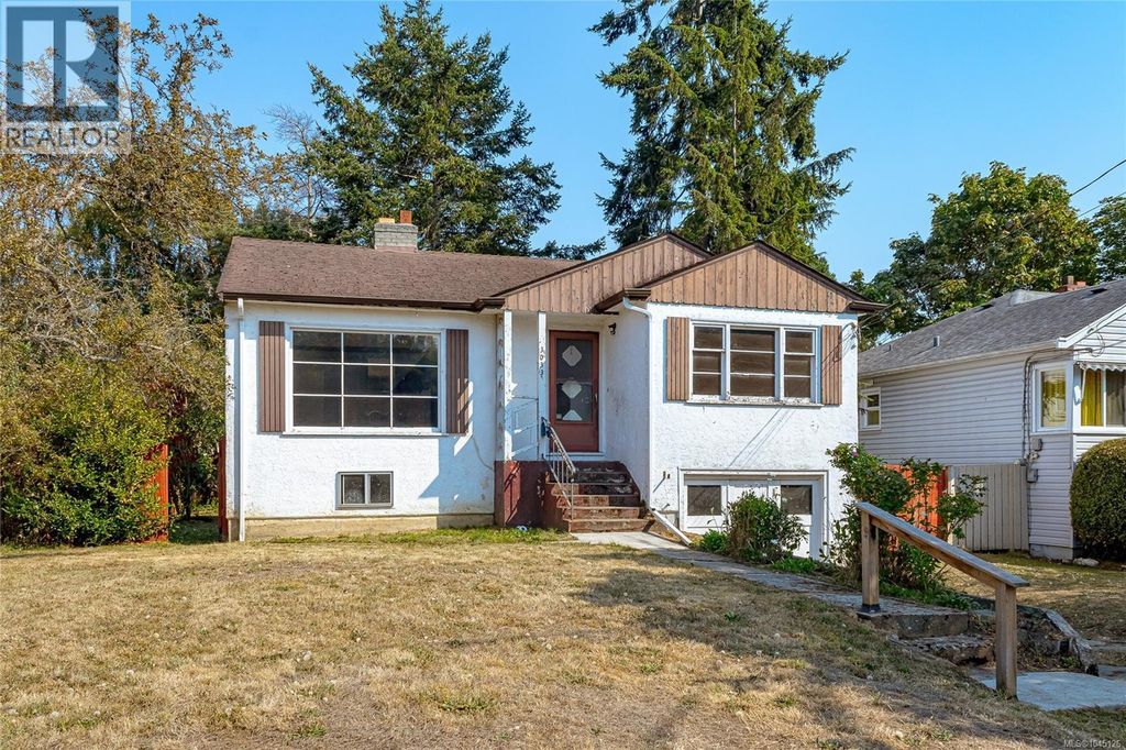 3033 Carroll St, Victoria