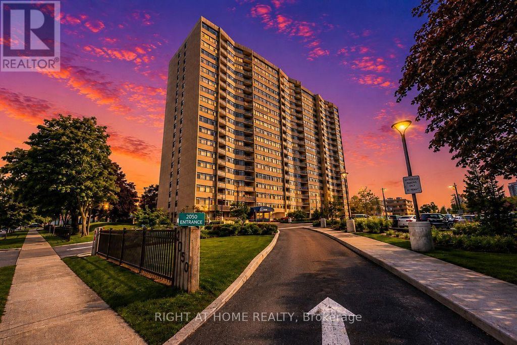209 - 2050 Bridletowne Circle, Toronto (l'amoreaux)