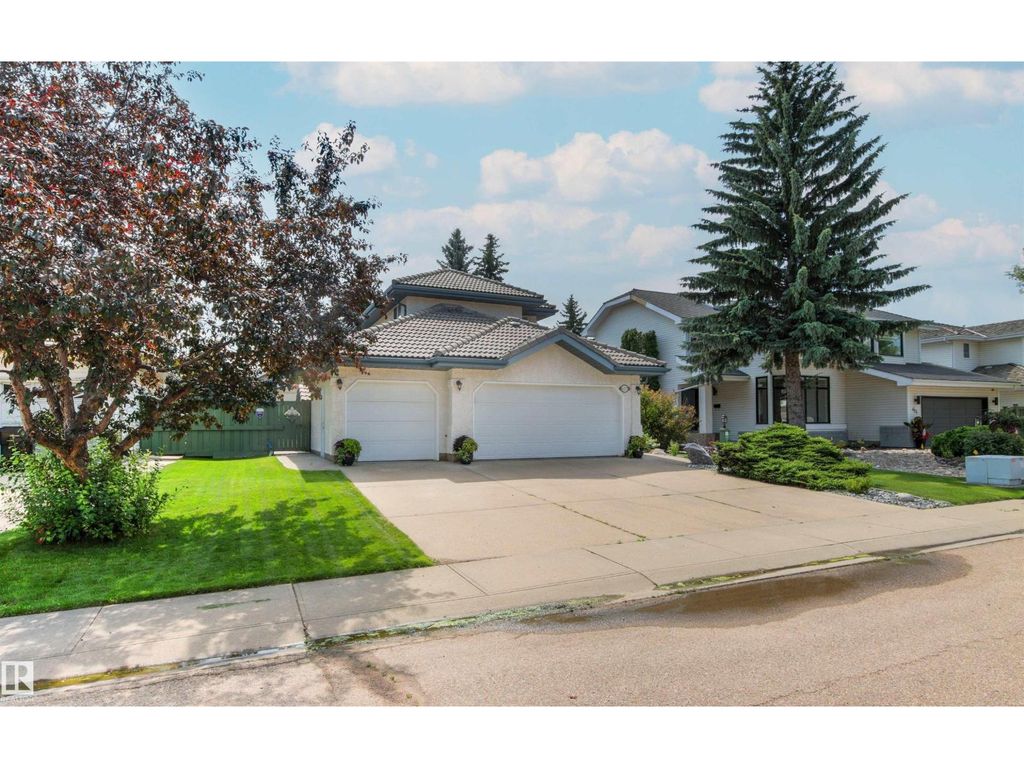 627 Wotherspoon Cl Nw, Edmonton