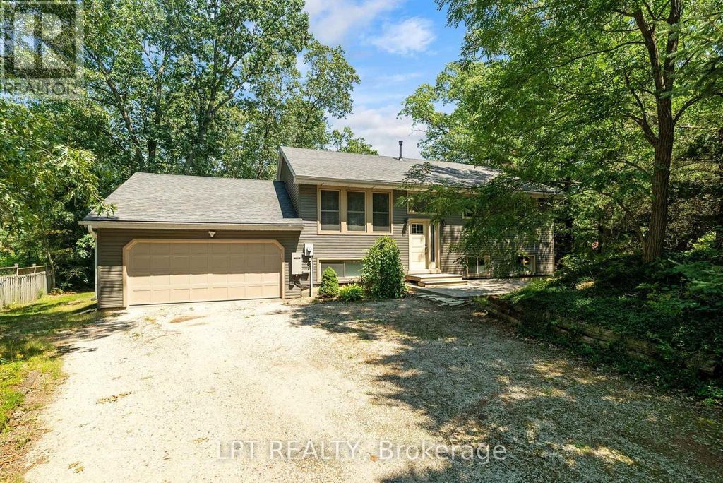 7806 Alfred Crescent, Lambton Shores (port Franks)