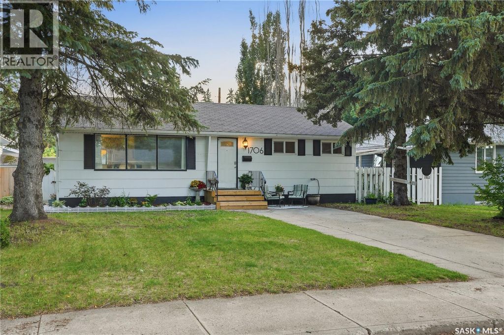 1706 Ewart Avenue, Saskatoon
