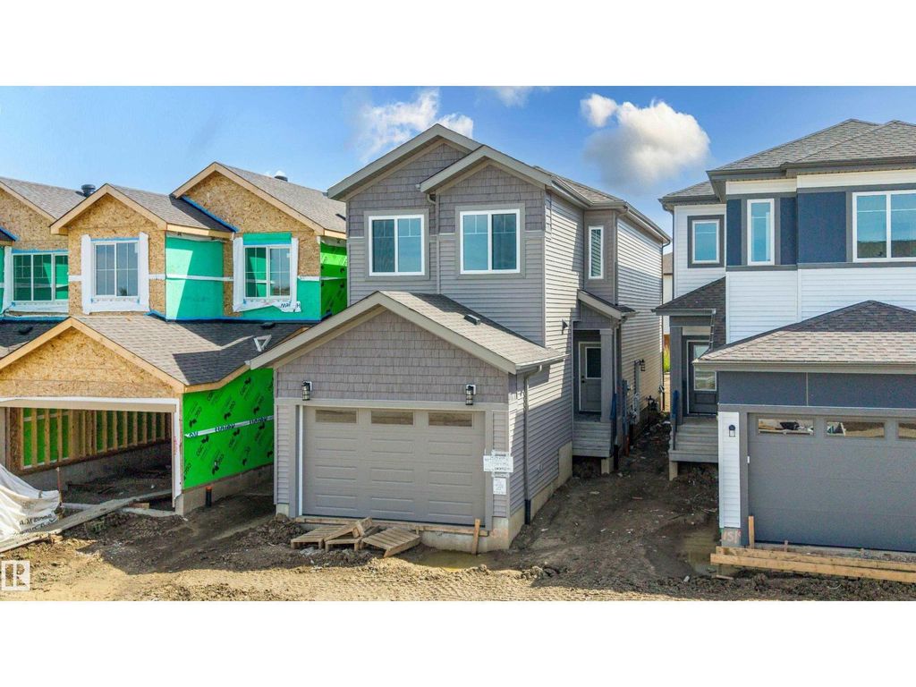 1523 208 St Nw, Edmonton