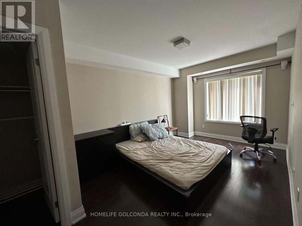 132 - 322 John Street, Markham (aileen-Willowbrook)