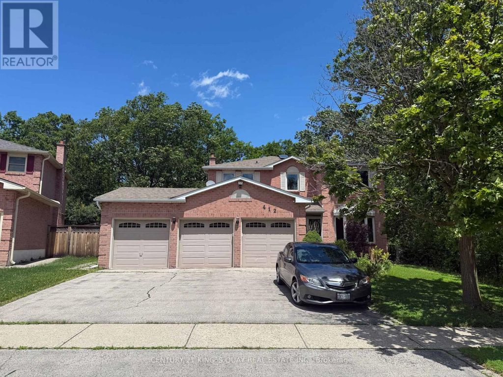 412 Freeman Crescent, Oakville (fa Falgarwood)