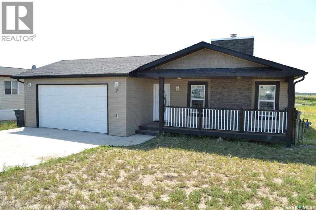 7 2004 Alice Road, Estevan
