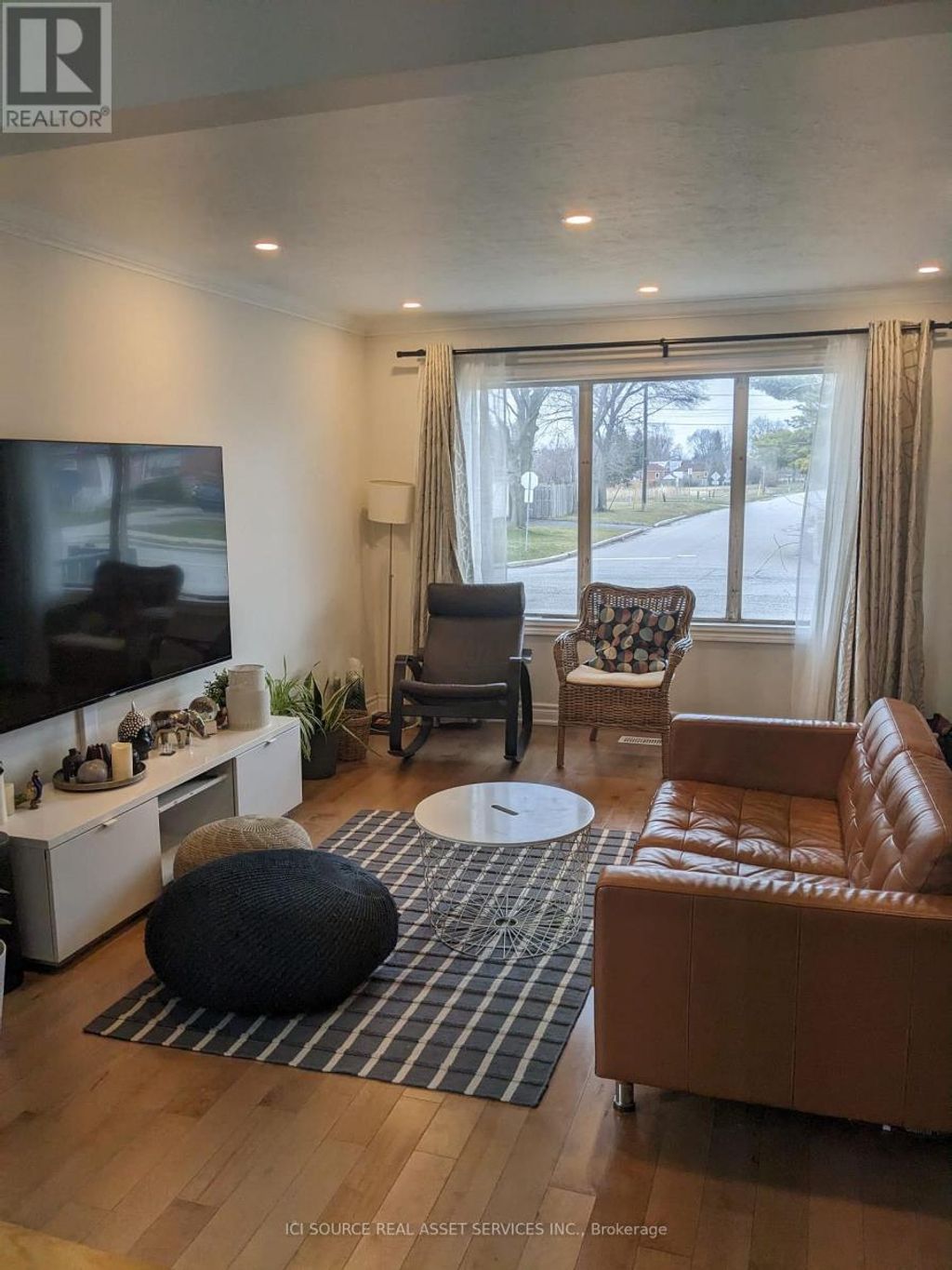 Main - 85 Ranstone Gardens, Toronto (ionview)