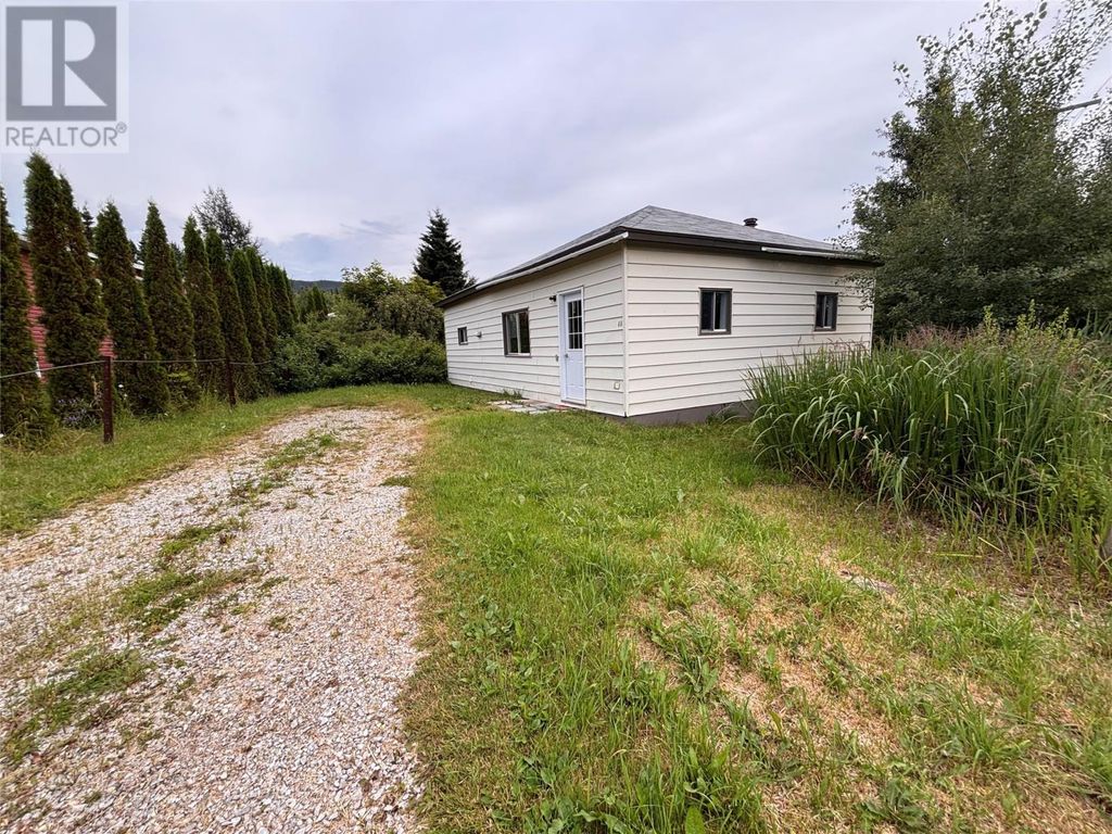 11 Hinks Lane, Deer Lake