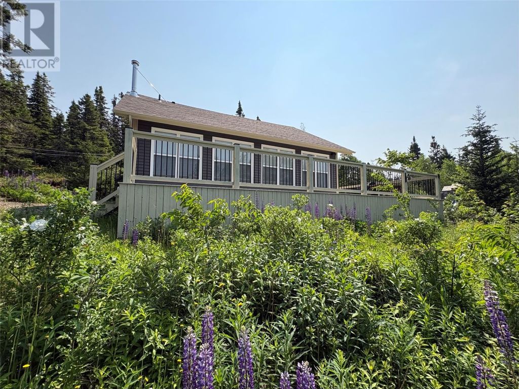 31 Slades Road, Port Blandford