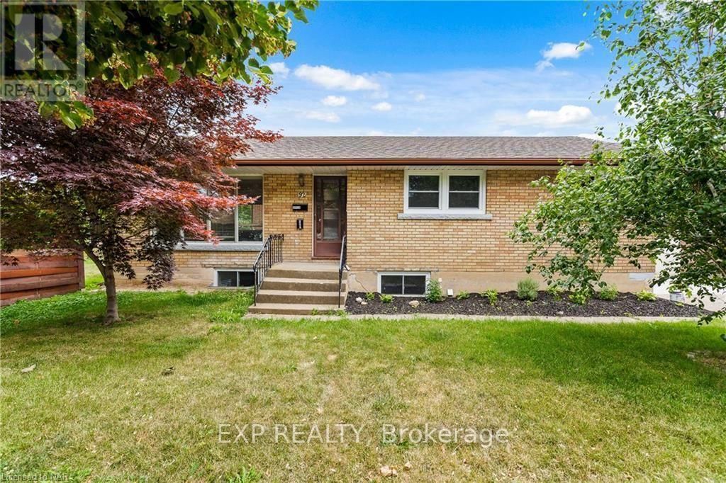 Lower - 92 Margery Avenue, St. Catharines (haig)