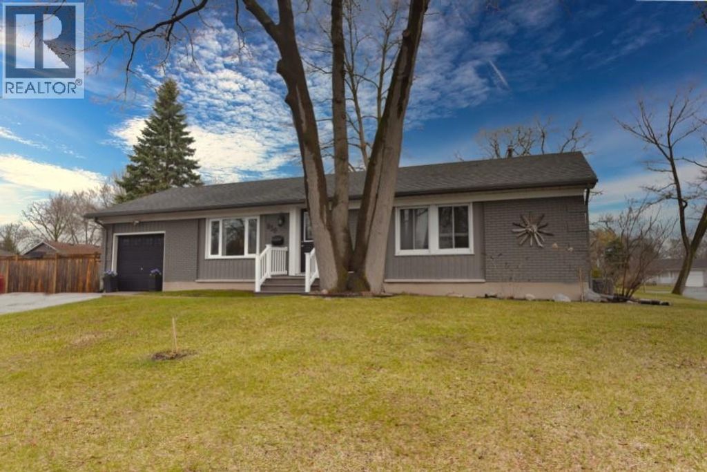 830 Champlain Road, Sarnia