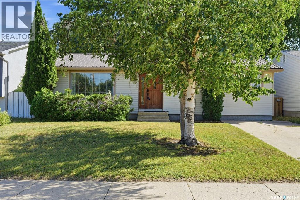 1409 Duffield Street W, Moose Jaw
