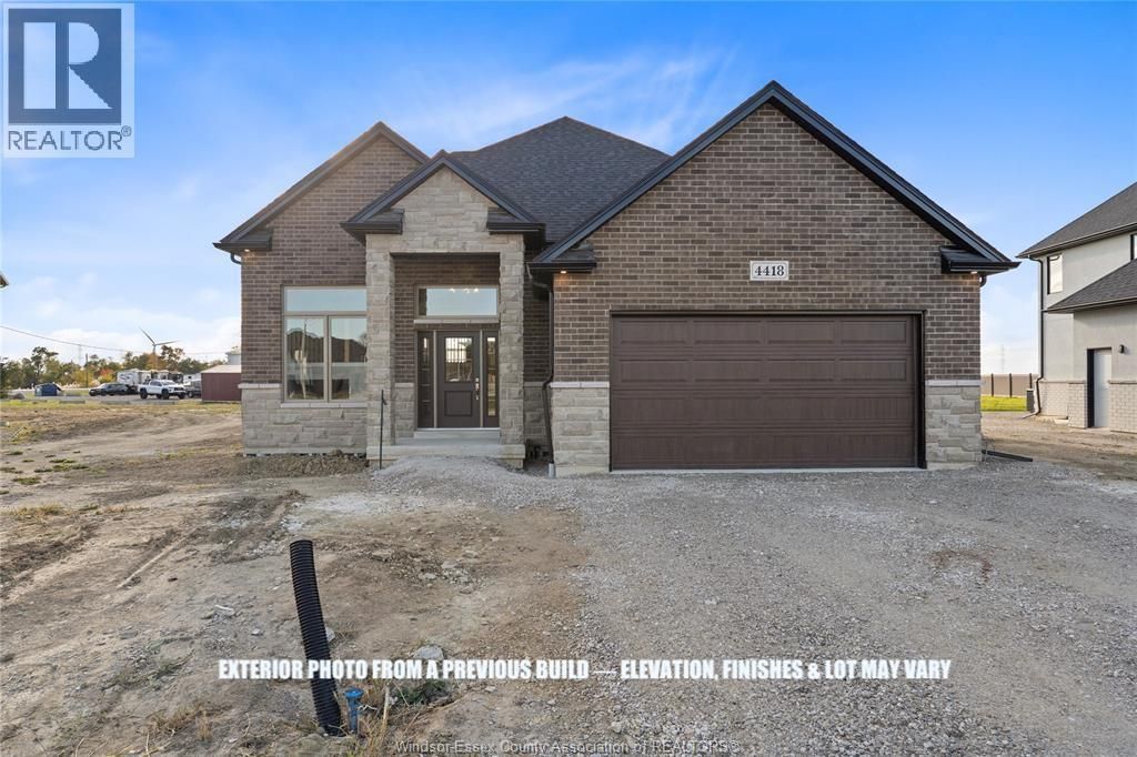 116 Bloomington Way, Chatham